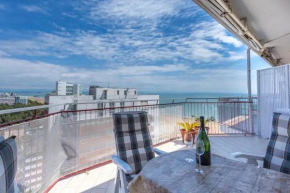 Splendido attico, piscina e vista mare Lignano Pineta